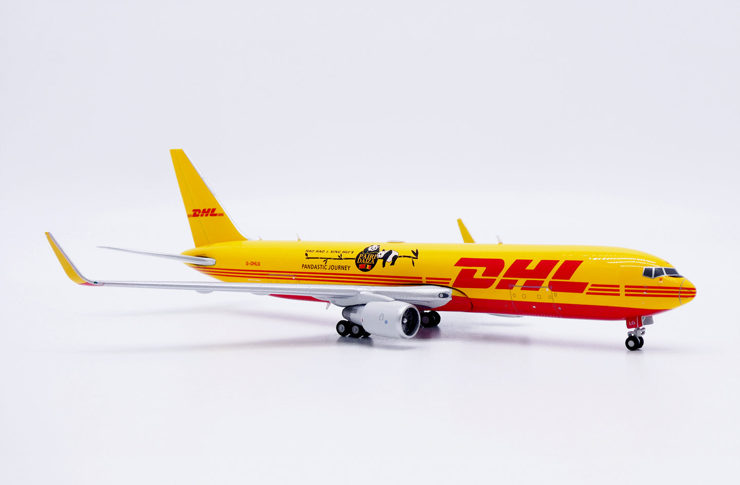 JC WINGS B767-300 DHL REG: G-DHLG