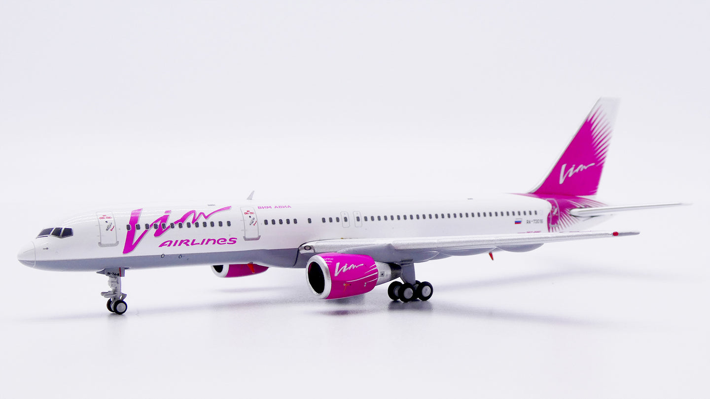 JC WINGS B757-200 VIM AIRLINES REG: RA-73016