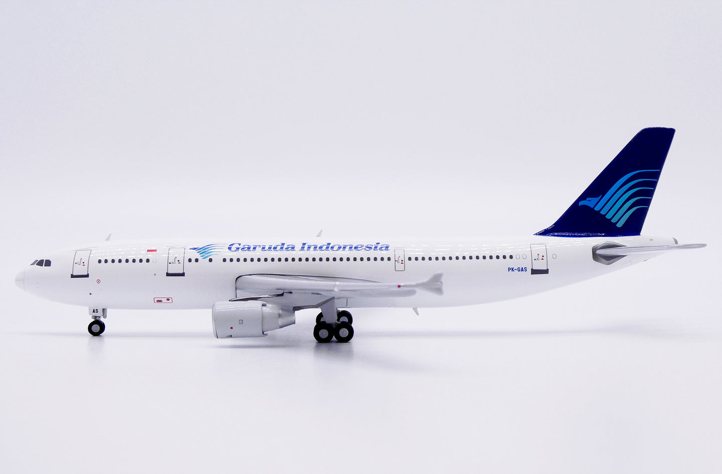 JC WINGS A300-600R GARUDA INDONESIA REG: PK-GAS
