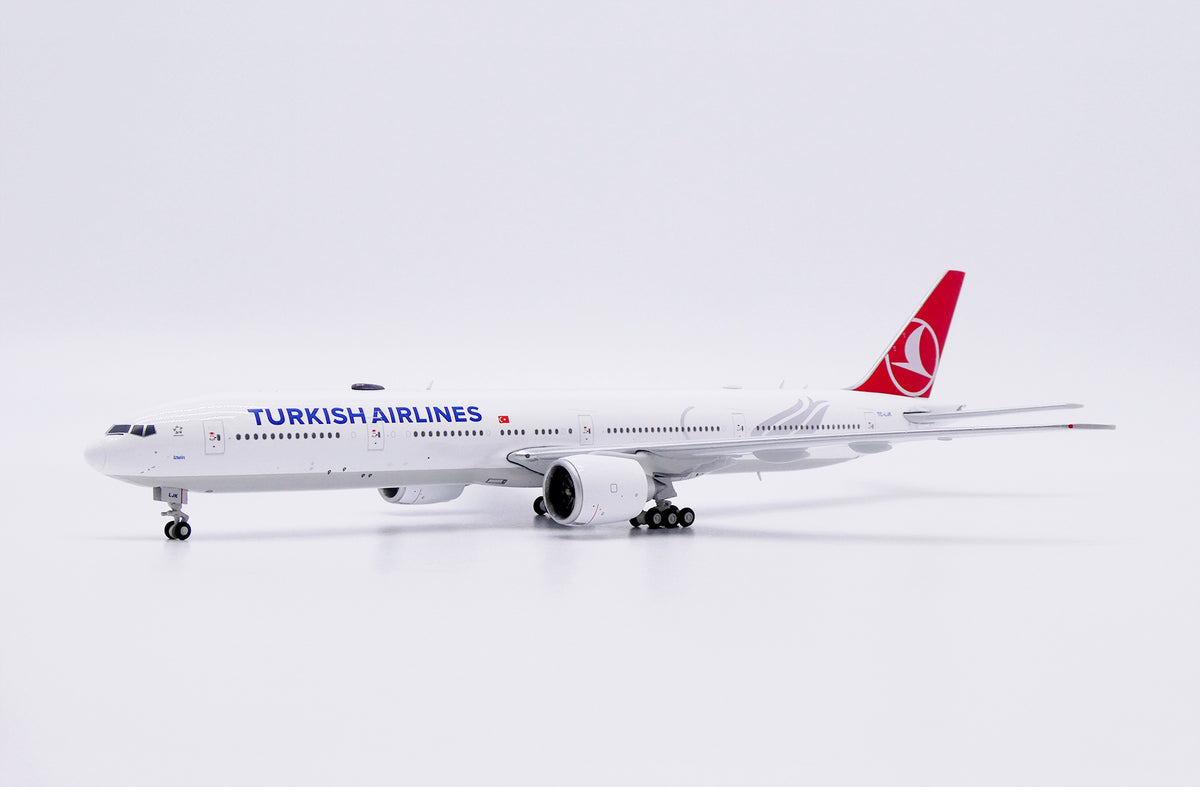 JC WINGS B777-300ER TURKISH AIRLINES REG: TC-LJK