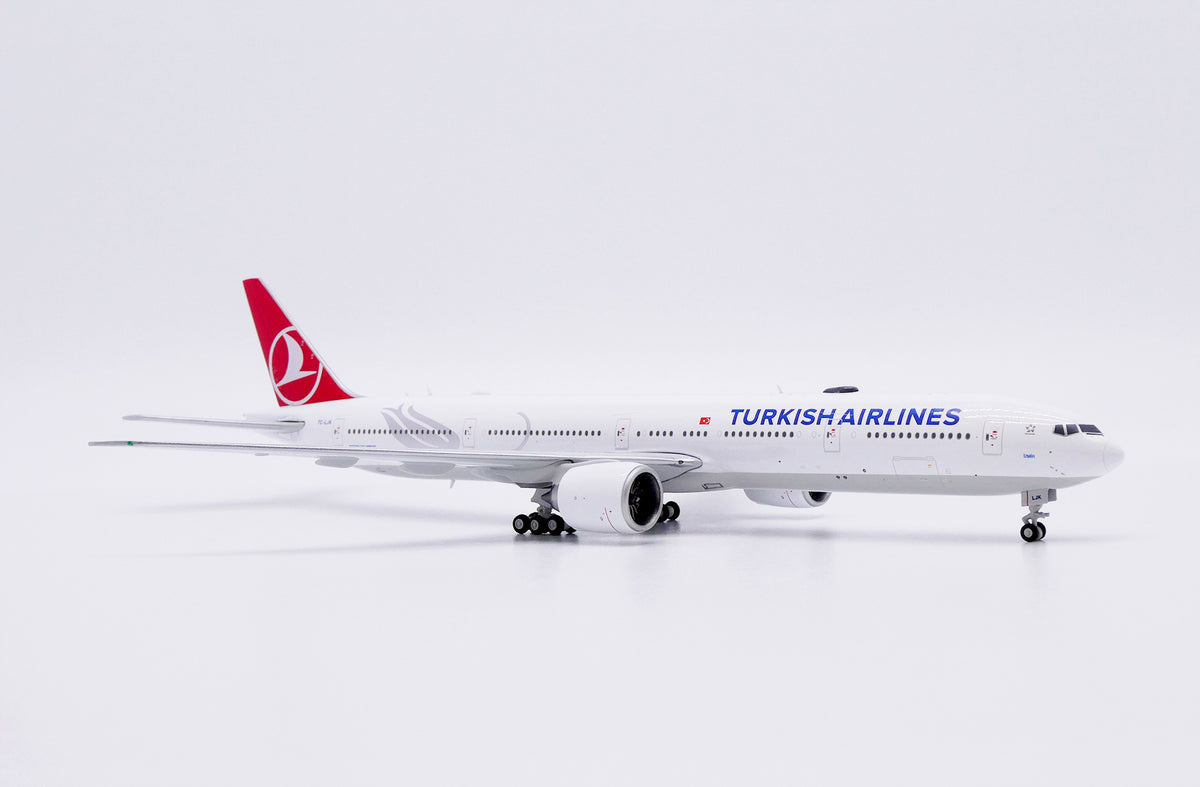 JC WINGS B777-300ER TURKISH AIRLINES REG: TC-LJK