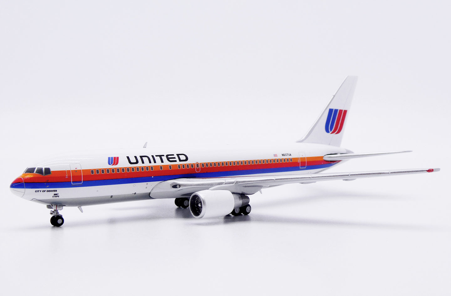 JC WINGS B767-200 UNITED AIRLINES "SAUL BASS" REG: N607UA