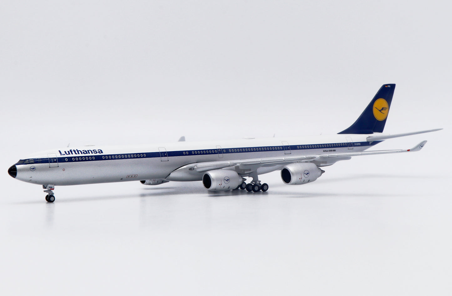 JC WINGS A340-600 LUFTHANSA "FANTASY RETRO" REG: D-AIHG