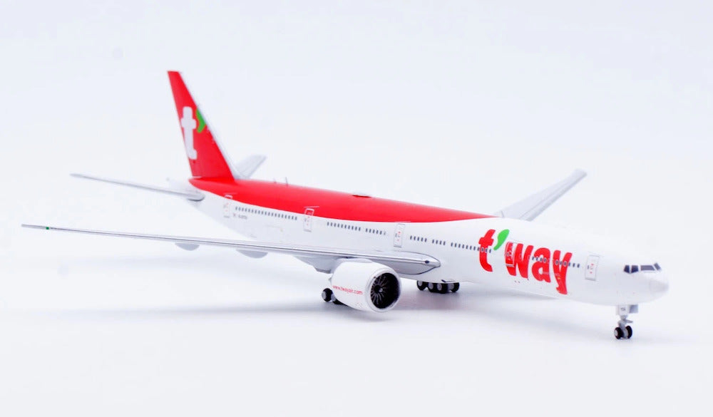 JC WINGS B777-300ER T'WAY AIR REG: HL8706