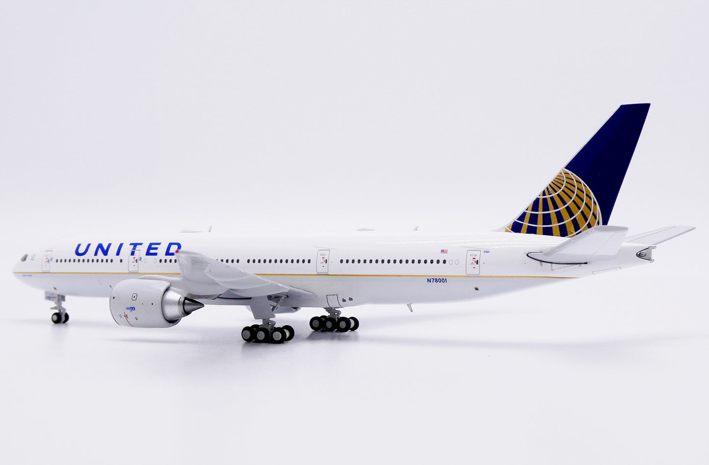 JC WINGS B777-200ER UNITED AIRLINES "GORDON M. BETHUNE" REG: N78001