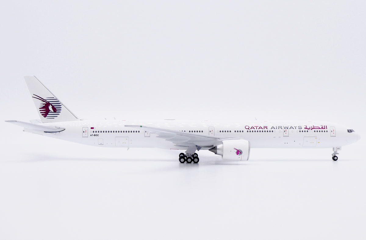 JCWINGS B777-300ER QATAR AIRWAYS "ALL WHITE" REG: A7-BOC