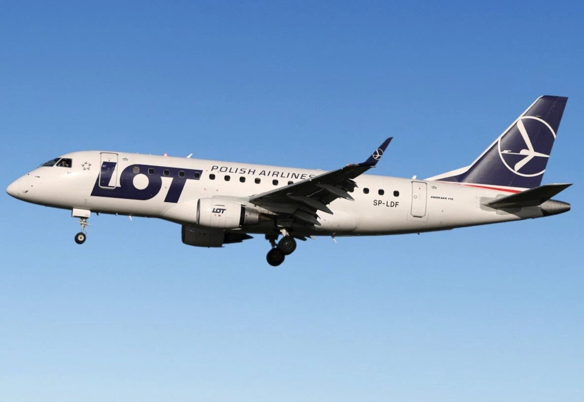 JC WINGS ERJ-170LR LOT POLISH AIRLINES REG: SP-LDF