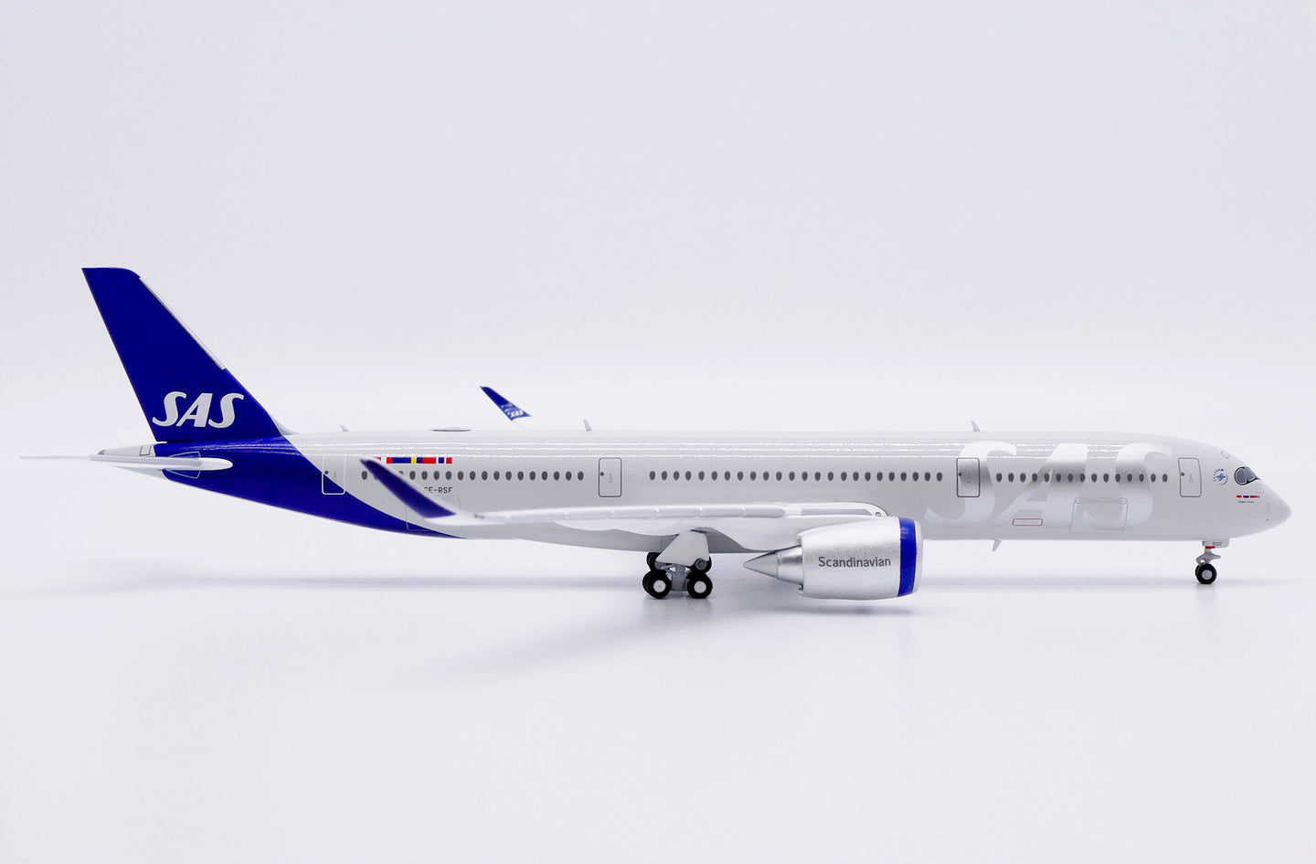 JC WINGS A350-900XWB SAS SCANDINAVIAN AIRLINES "SKYTEAM LOGO" REG: SE-RSF