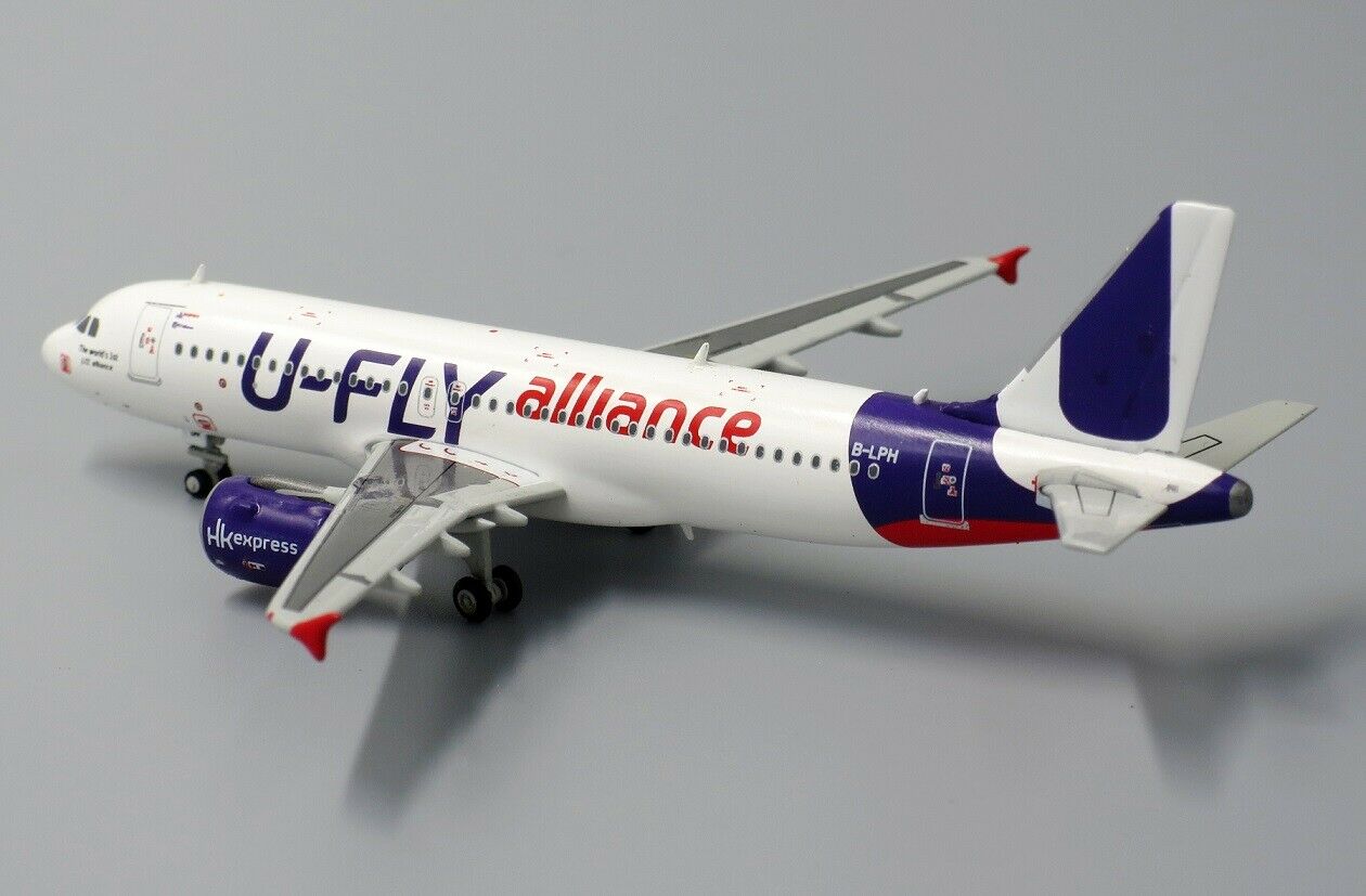 JC WINGS A320 HK EXPRESS REG: B-LPH