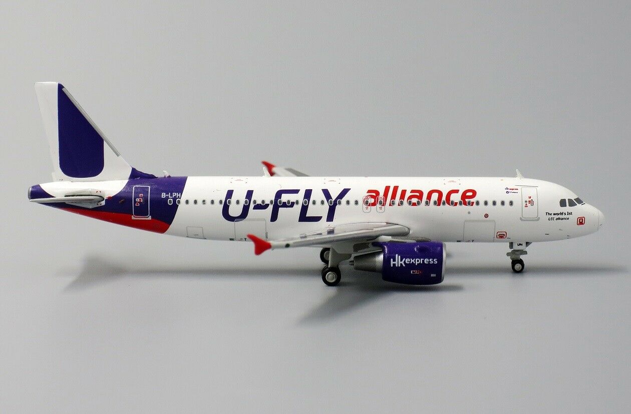 JC WINGS A320 HK EXPRESS REG: B-LPH