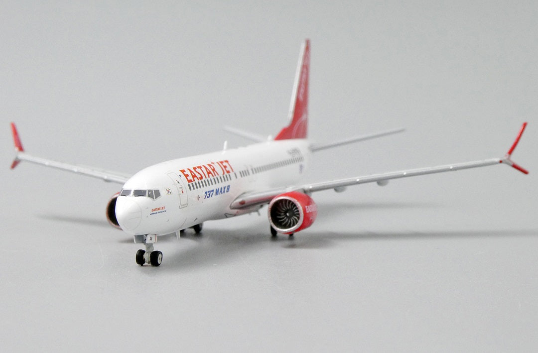JC WINGS B737 MAX 8 EASTAR JET REG: HL8341