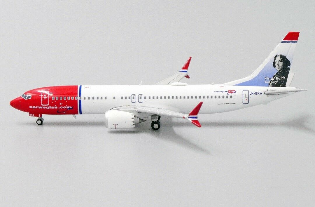 JC WINGS B737 NORWEGIAN AIR OSCAR WILDE REG: LN-BKA