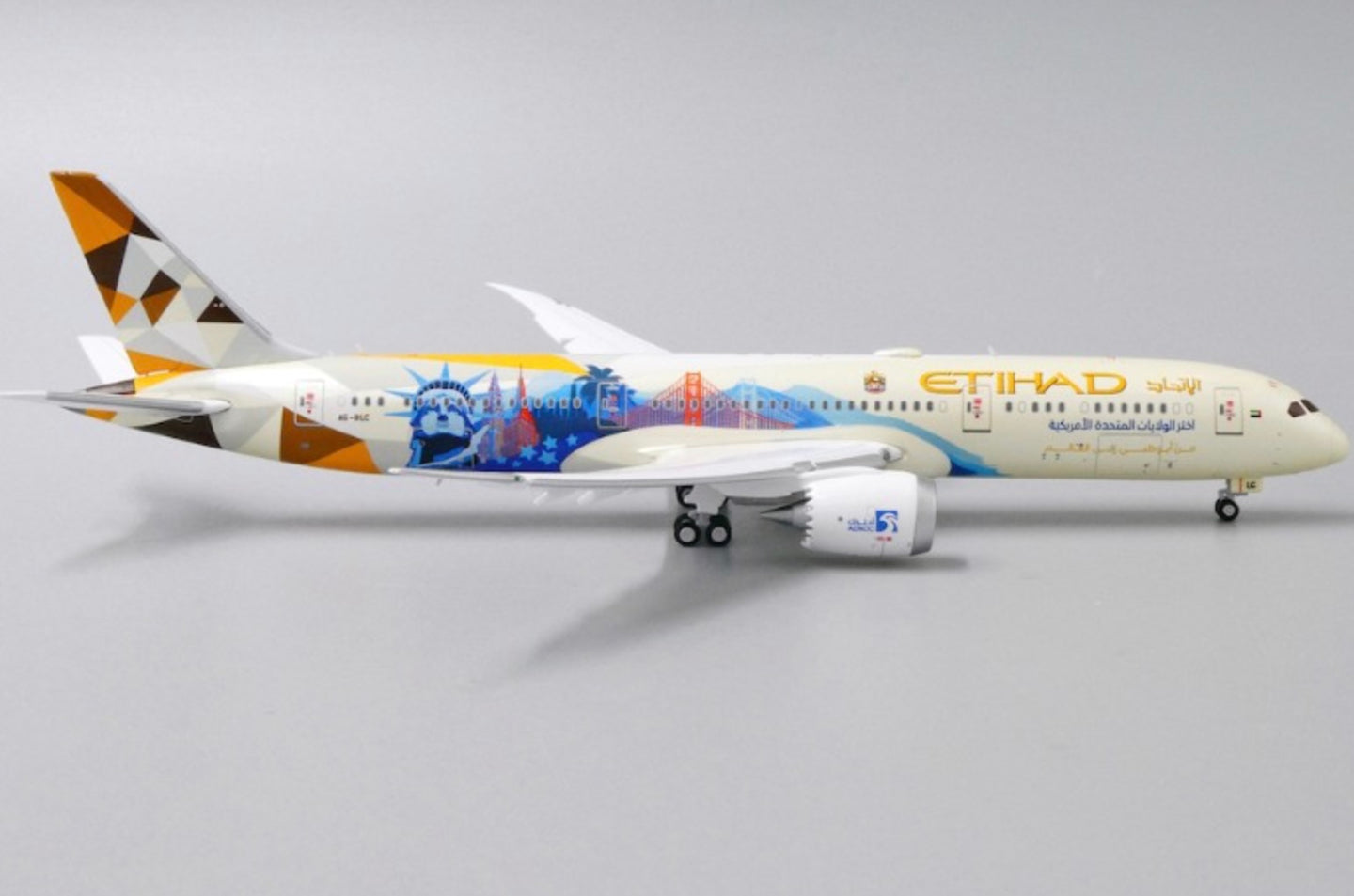 JC WINGS B787-9 ETIHAD AIRWAYS (FLAPS DOWN) REG: A6-BLC