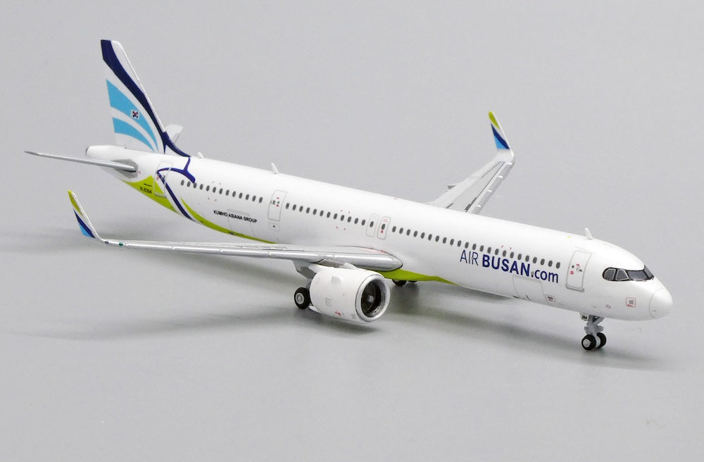 JC WINGS A321NEO AIR BUSAN REG: HL8394