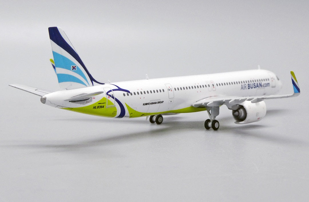 JC WINGS A321NEO AIR BUSAN REG: HL8394