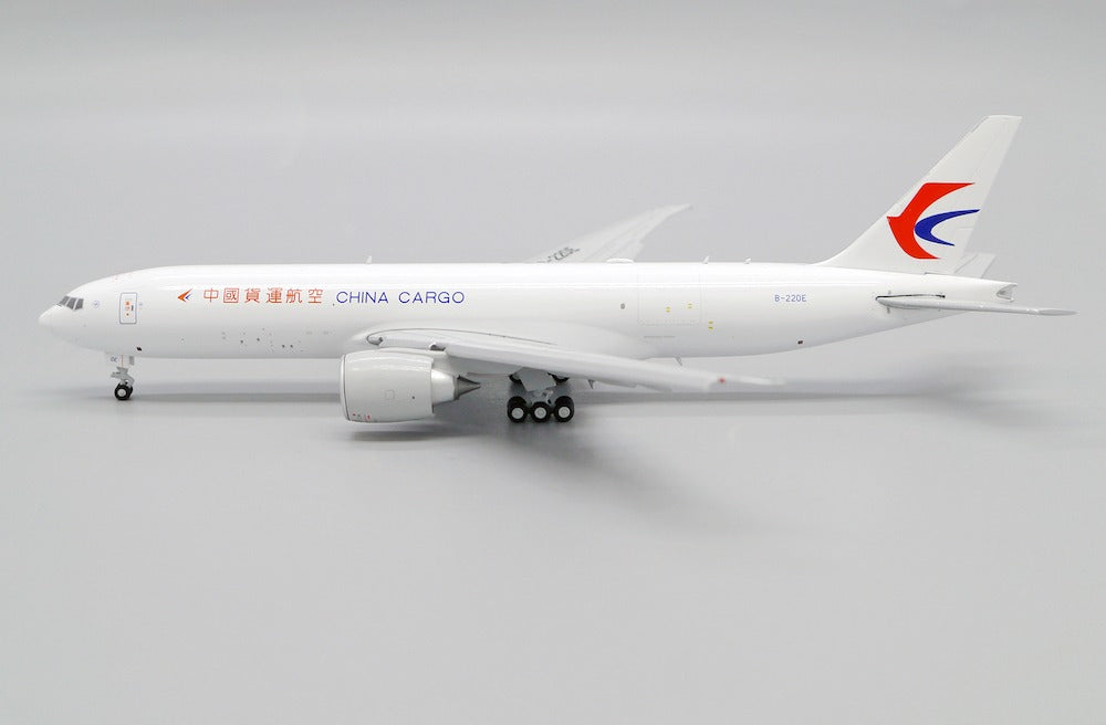 JC WINGS B777 CHINA CARGO AIRLINES (FLAPS DOWN) REG: B-220E