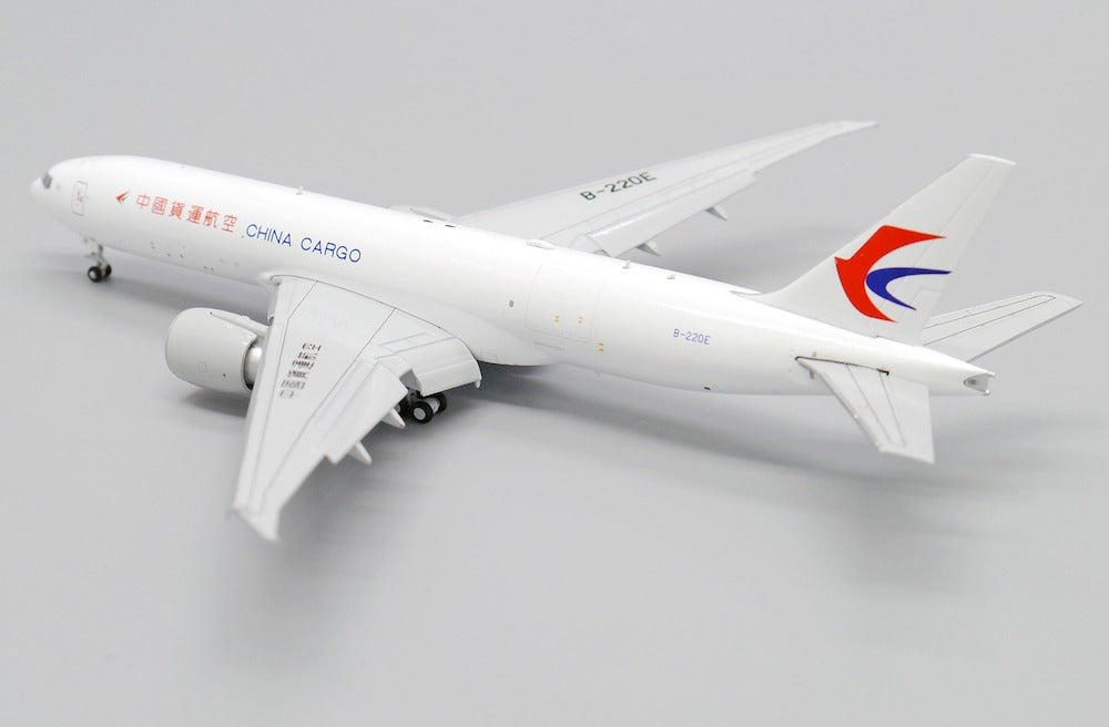 JC WINGS B777 CHINA CARGO AIRLINES (FLAPS DOWN) REG: B-220E