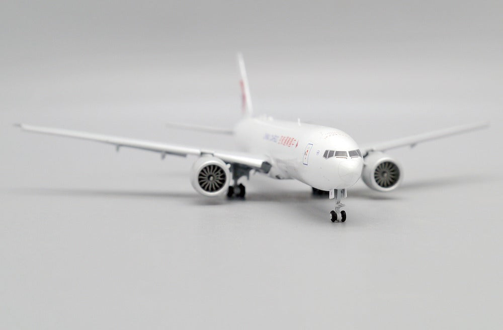 JC WINGS B777 CHINA CARGO AIRLINES (FLAPS DOWN) REG: B-220E