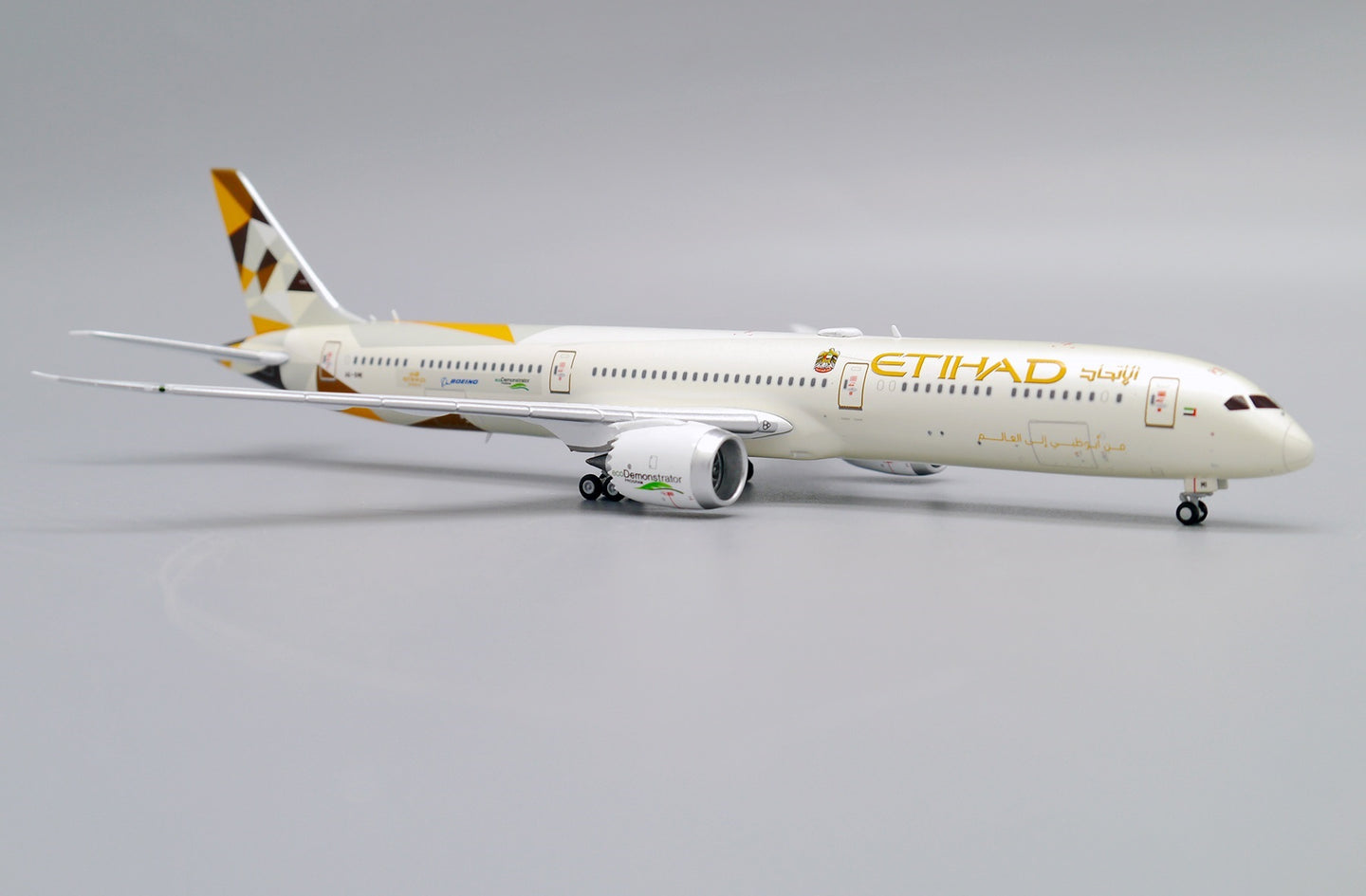 JC WINGS B787 ECO DEMONSTRATOR ETIHAD AIRWAYS REG: A6-BMI