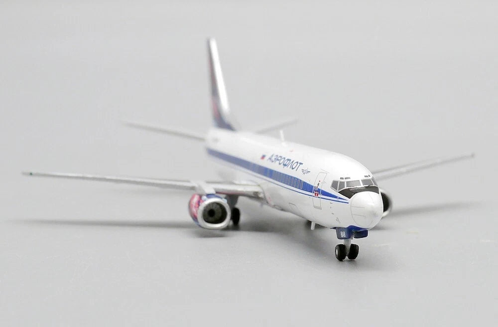 JCWINGS  B737-400 AEROFLOT REG: VP-BAR