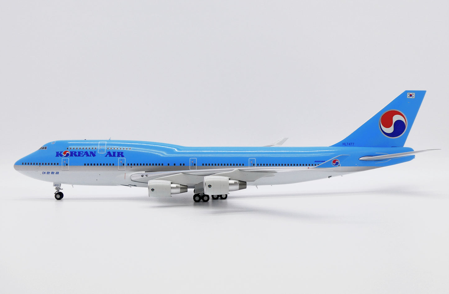 JC WINGS XX7477 1/200 BOEING 747-400 KOREAN AIR "OLD TITLES" REG: HL7477