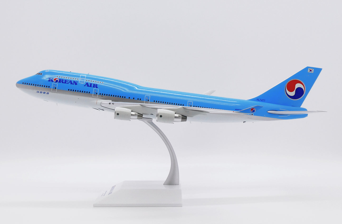 JC WINGS XX7477 1/200 BOEING 747-400 KOREAN AIR "OLD TITLES" REG: HL7477