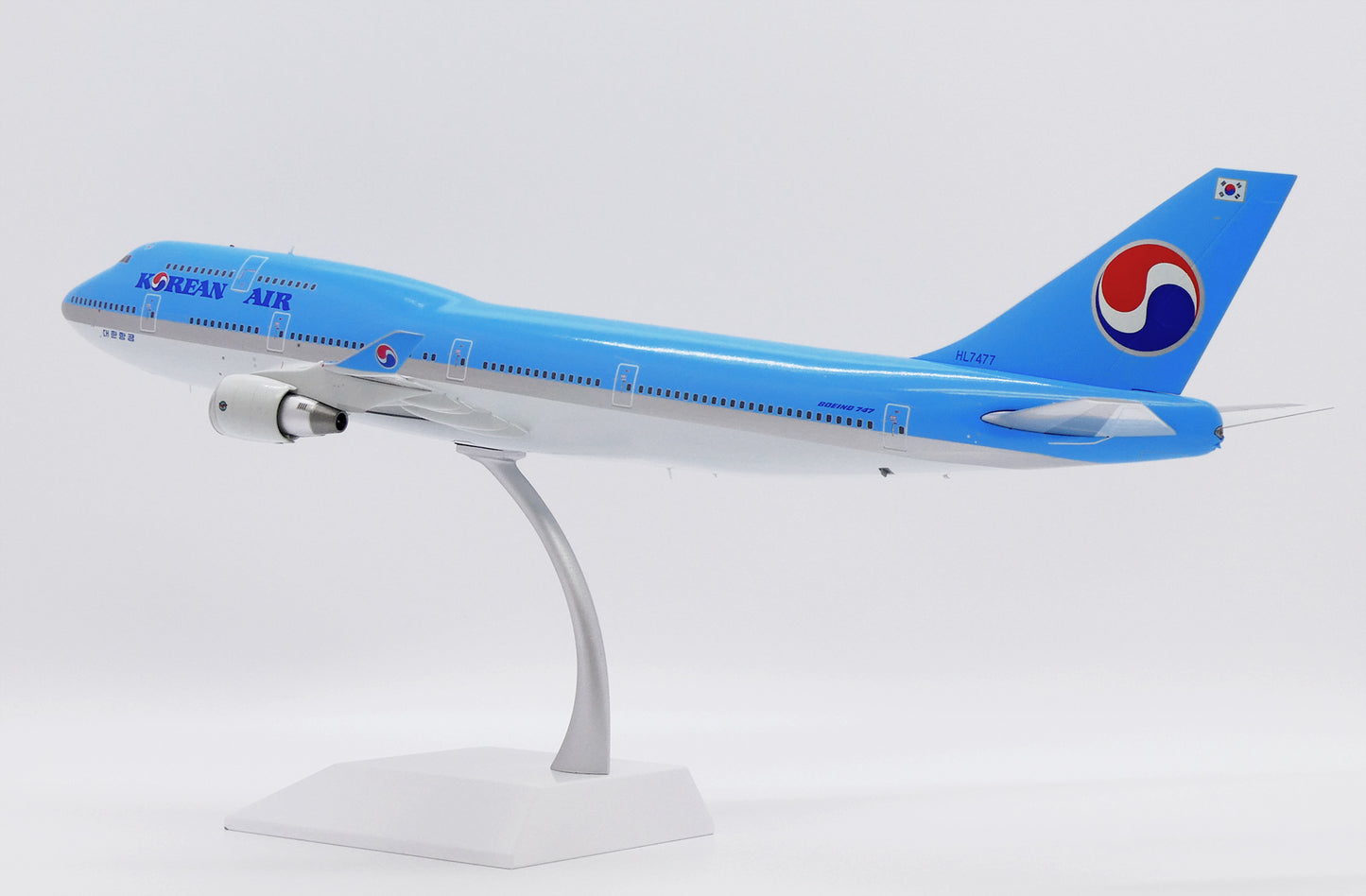JC WINGS XX7477 1/200 BOEING 747-400 KOREAN AIR "OLD TITLES" REG: HL7477