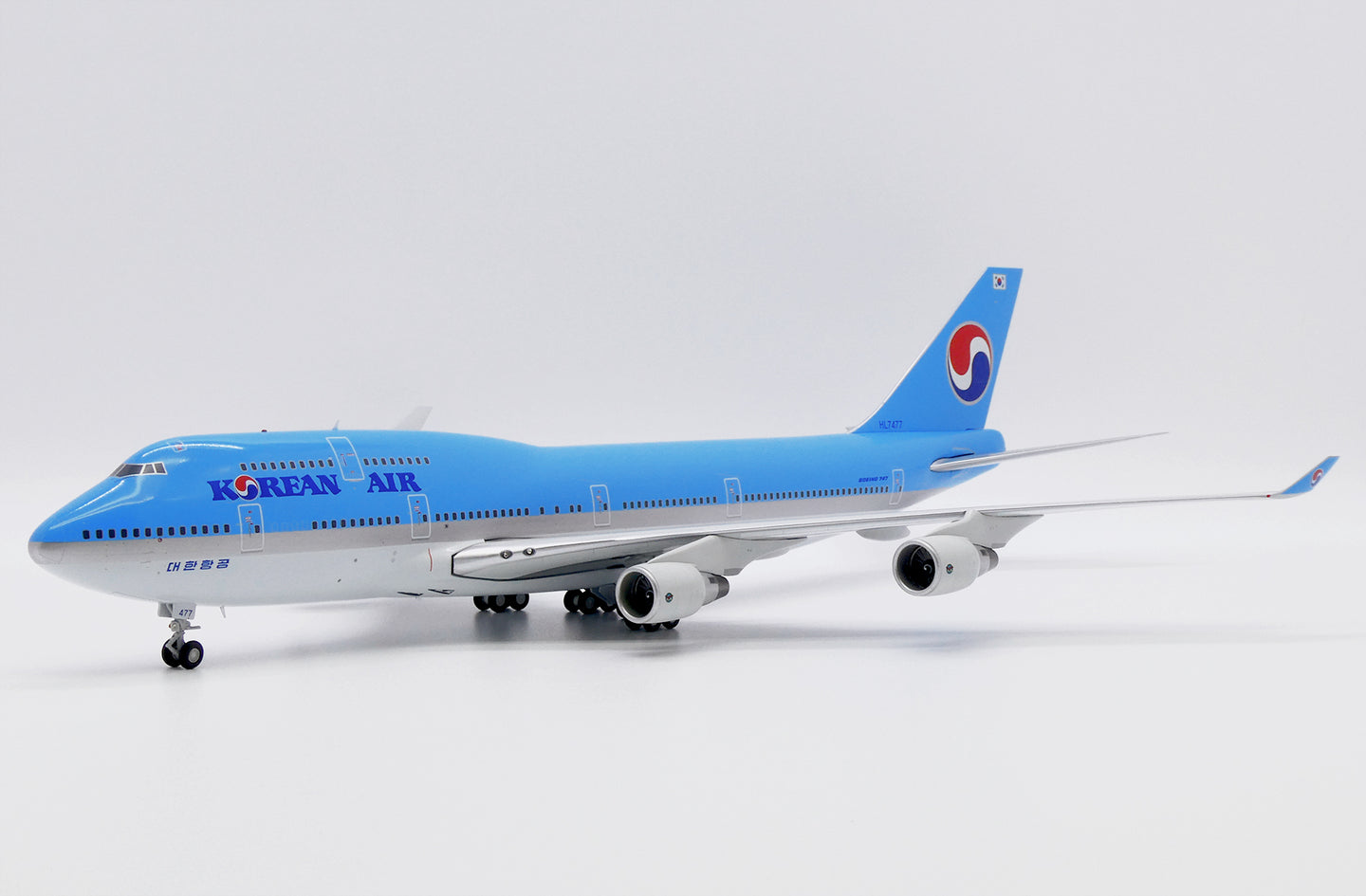 JC WINGS XX7477 1/200 BOEING 747-400 KOREAN AIR "OLD TITLES" REG: HL7477