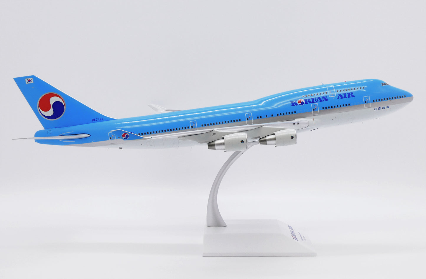 JC WINGS XX7477 1/200 BOEING 747-400 KOREAN AIR "OLD TITLES" REG: HL7477