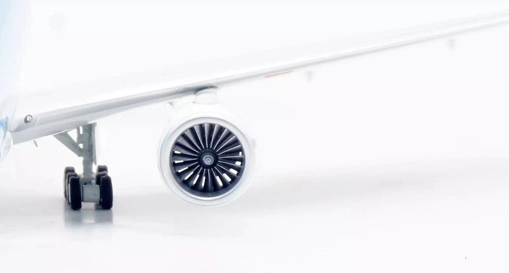 INFLIGHT 200 B777-206/ER ROYAL DUTCH AIRLINES (KLM) REG: PH-BQD