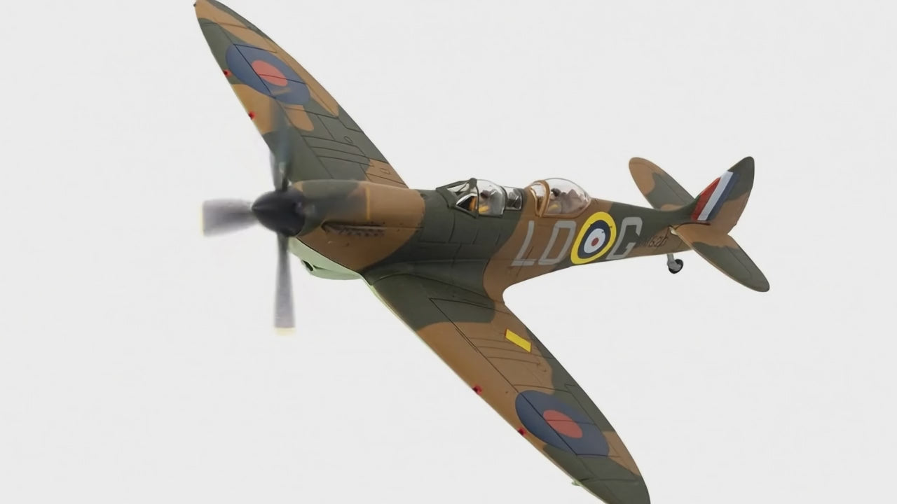 CORGI SPITFIRE T.9 SM520 SPITFIRES.COM GOODWOOD AERODROME