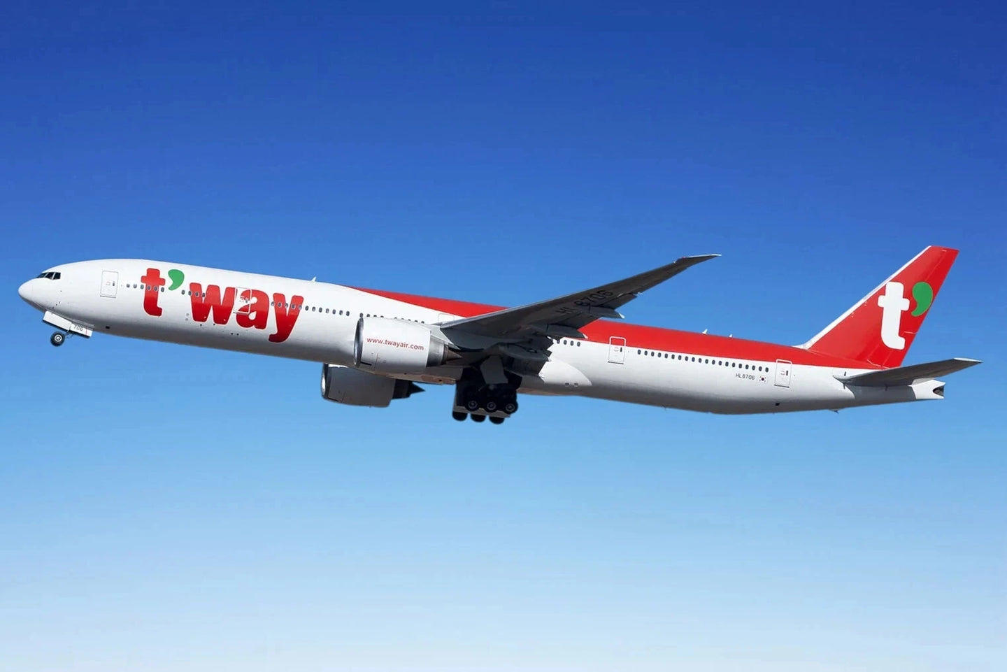 AVIATION 400 B777-367ER T'WAY AIR (DETACHABLE GEAR) REG: HL8706