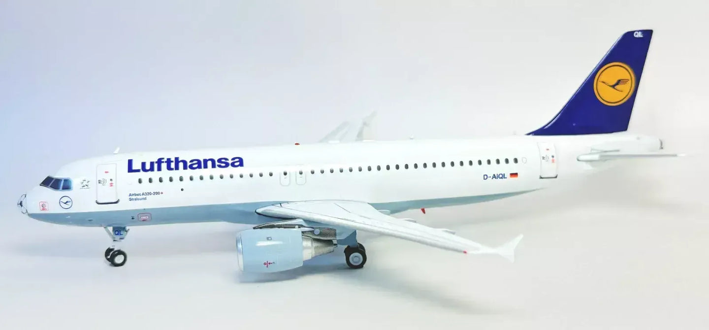 WB MODELS A320-211 LUFTHANSA REG: D-AIQL